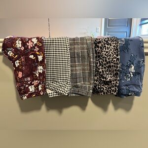 5 pairs of women’s jeggings